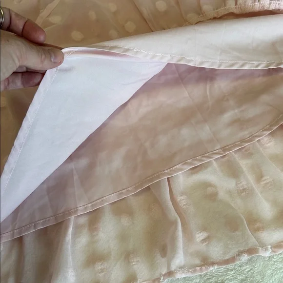 Pink Flowy Babydoll Textured Short Sleeve Dress Size Large - Picture 9 of 11